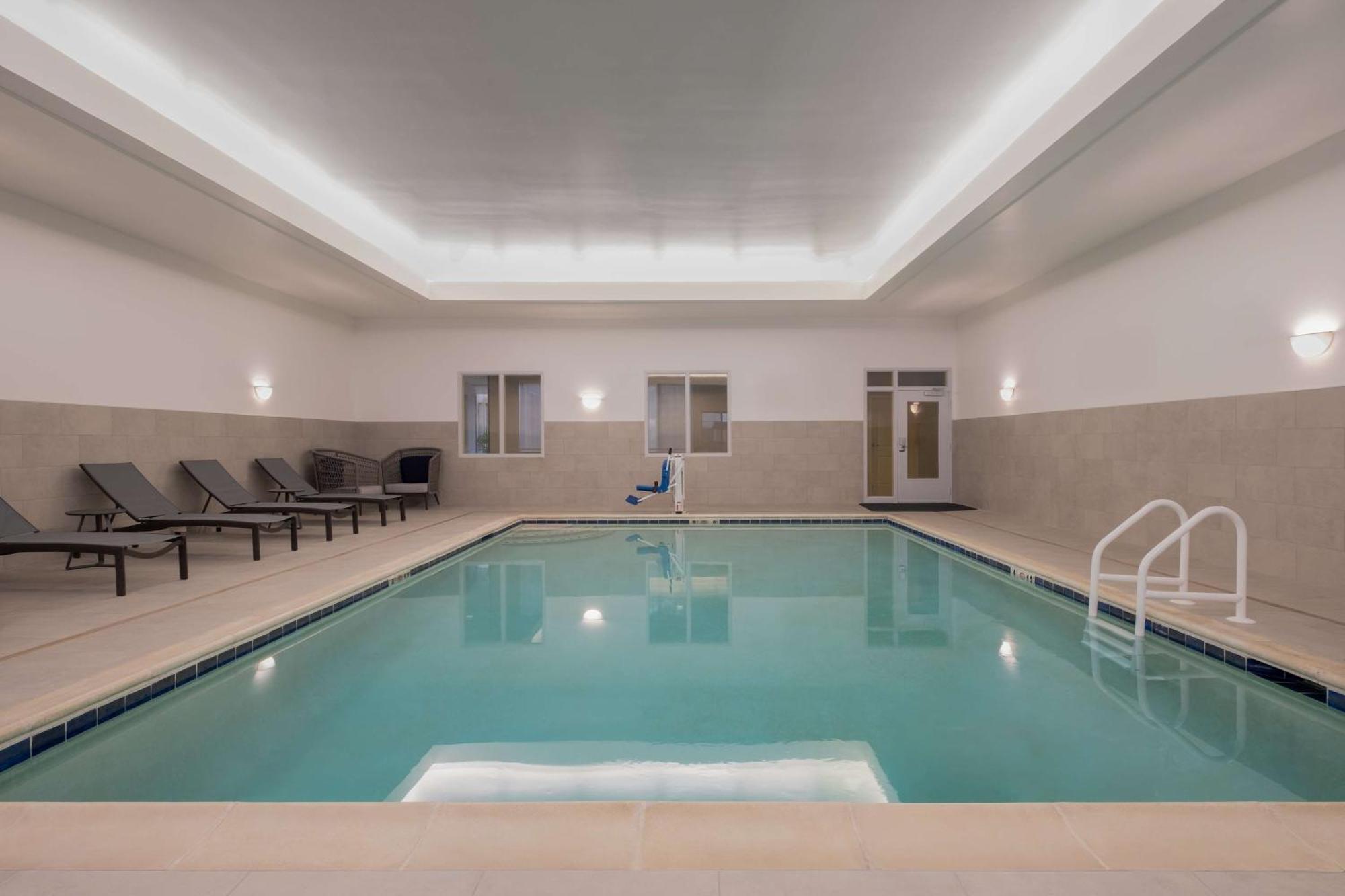 Homewood Suites Medford Dış mekan fotoğraf